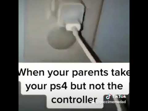 when-your-parents-take-the-ps4-but-not-the-controller-(tiktok-minecraft-house-walking-meme)