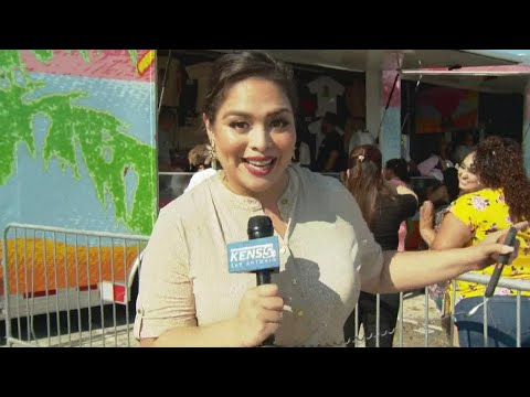 Bad Bunny fans line up at Alamodome; crowd expected to be more than 54000 - KENS 5: Your San Antonio News Source