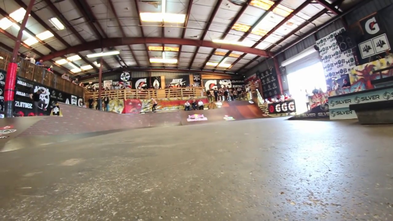 luan oliveira tampa pro monster kickflip behind the clip