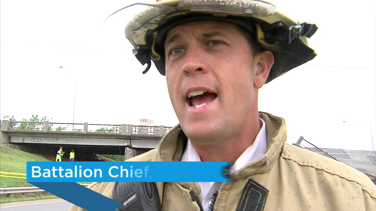 Section of bridge collapses onto Northwest Expressway