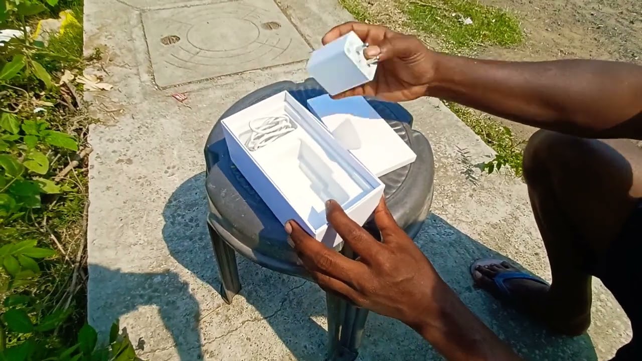 GadgetTime : Oppo A16K Unboxing 3D Sleek Design/ HD+Eye-Care Display/ 4230mAh Long- Lasting Battery