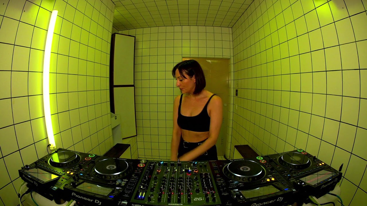 Stephanie Sykes | HÖR - Jul 11 / 2023