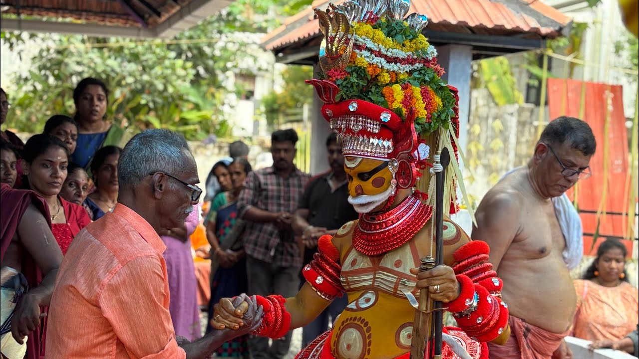 മുത്തപ്പൻ തെയ്യം 😍😍Theyyam: Rituals, Prayers, and Divine Blessings