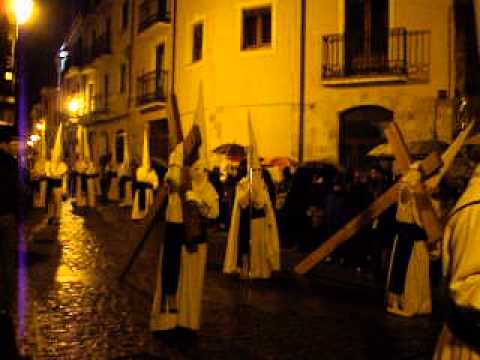 Penitente Hermandad de Jesús Yacente