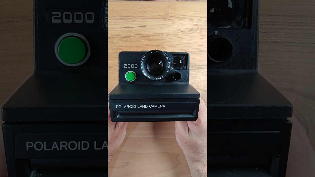 Polaroid 2000 Land Camera - SX-70 - YouTube
