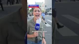 Сша ,копи стріляють по цивільним...Також Поліцейський  поцілив у журналістку