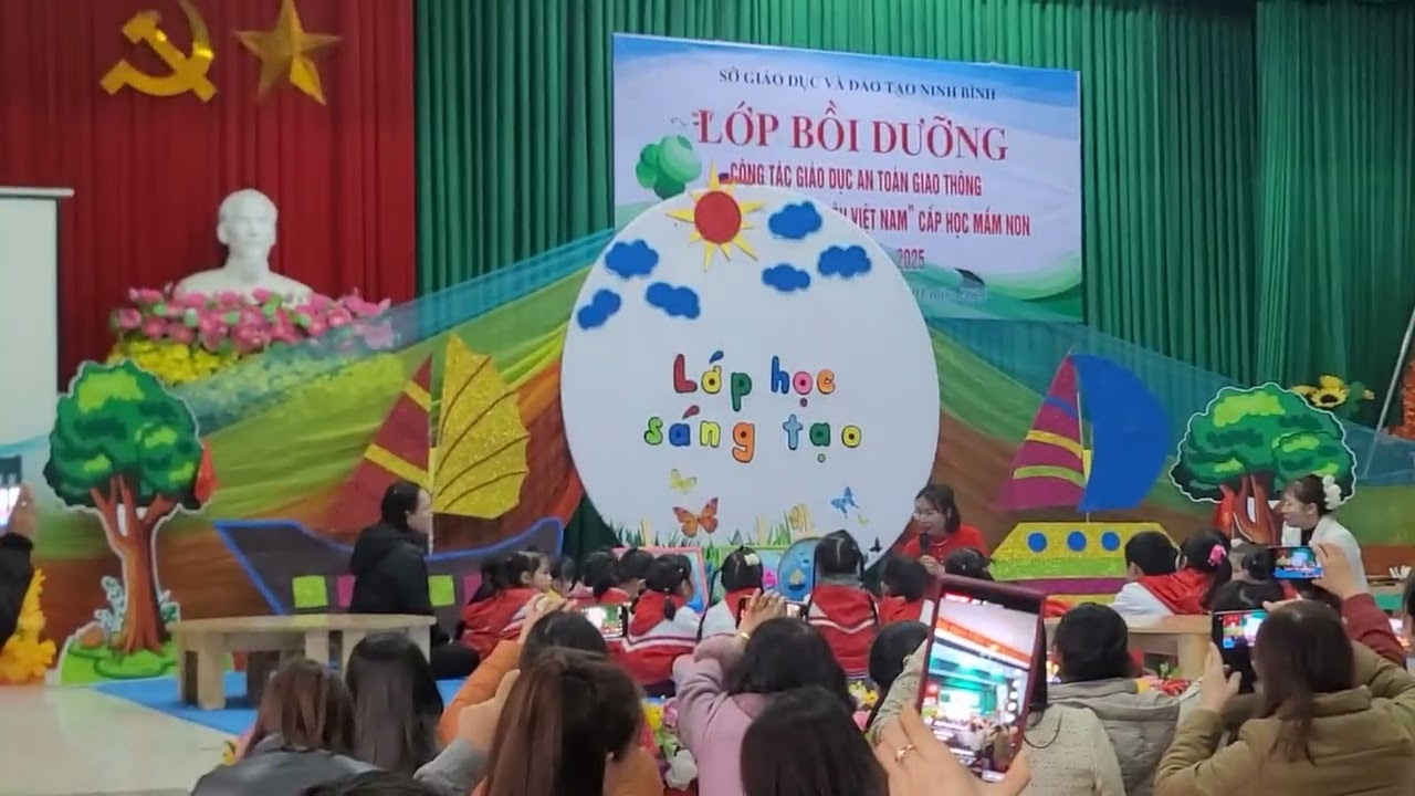 tiết dạy tạo hình.4t. làm thuyền buồm bằng nguyên vật liệu tự nhiên