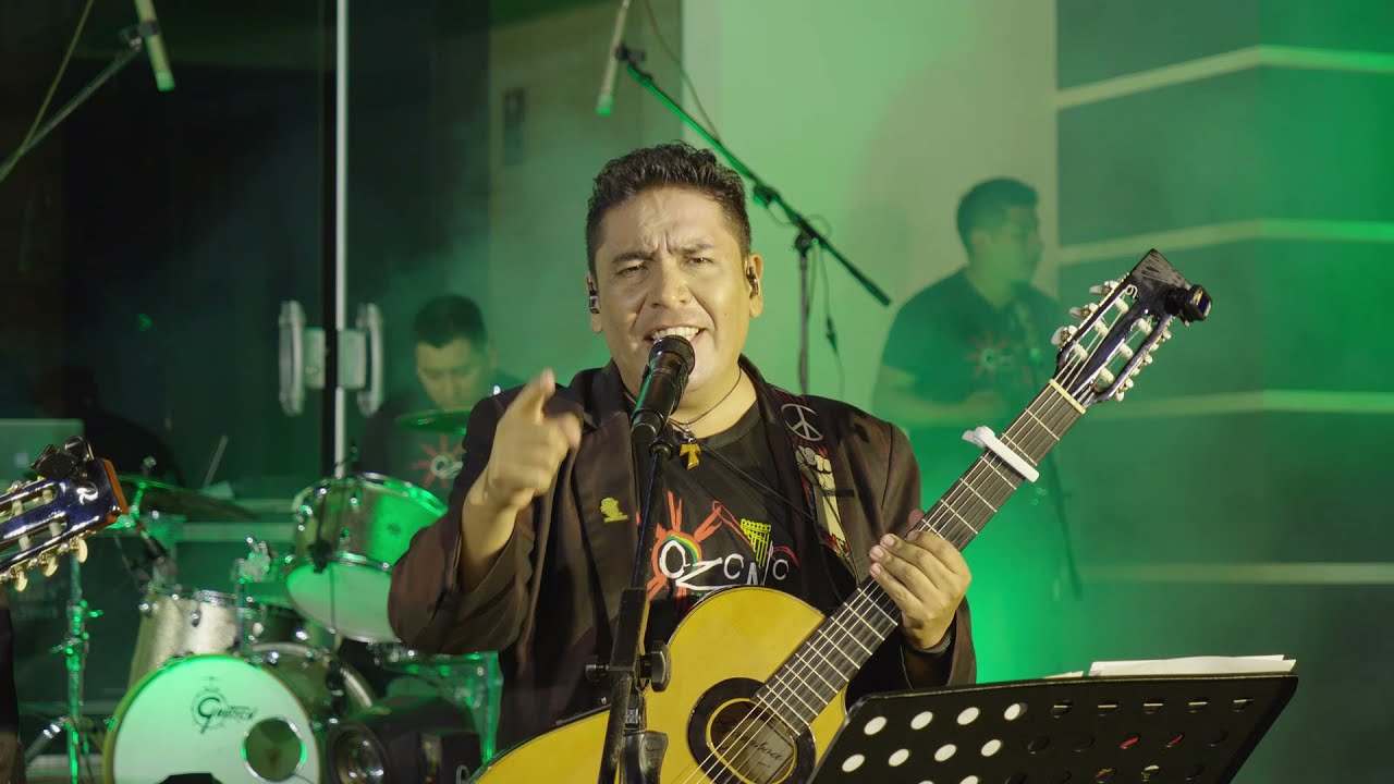 Ozono - Homenaje a los Catedráticos (en Vivo)