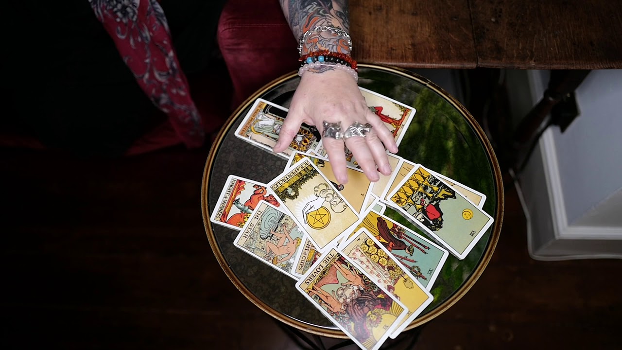 Pisces Monthly Tarotscope  April 2020