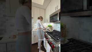 Weekend vlog  figuring out my new normal and self love. If you’re going though a break u...