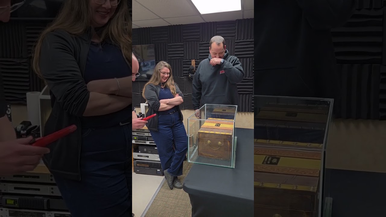 Opening up the GX94 Time Capsule!