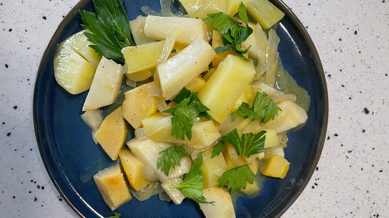 Kolay,Pratik ve Lezzetli Zeytinyağlı Ayvalı Kereviz Yemeği || Quince Celery Kolay,Pratik ve Lezzetli Zeytinyağlı Ayvalı Kereviz Yemeği || Quince Celery