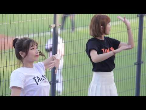 人氣TAKE 28-Feb-2020 熱身賽 樂天桃猿 vs 統一獅 UniGirls 王者無敵 潘武雄應援