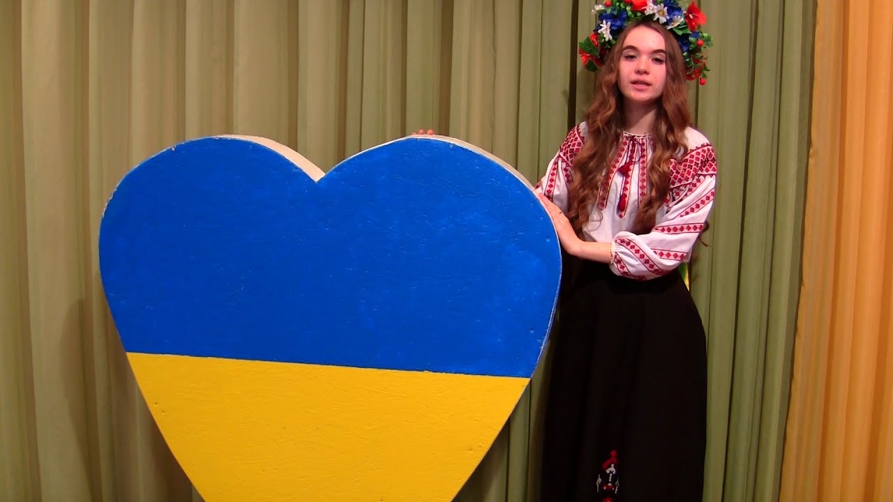 Вільні творити майбутнє (До Дня Гідності і Свободи)