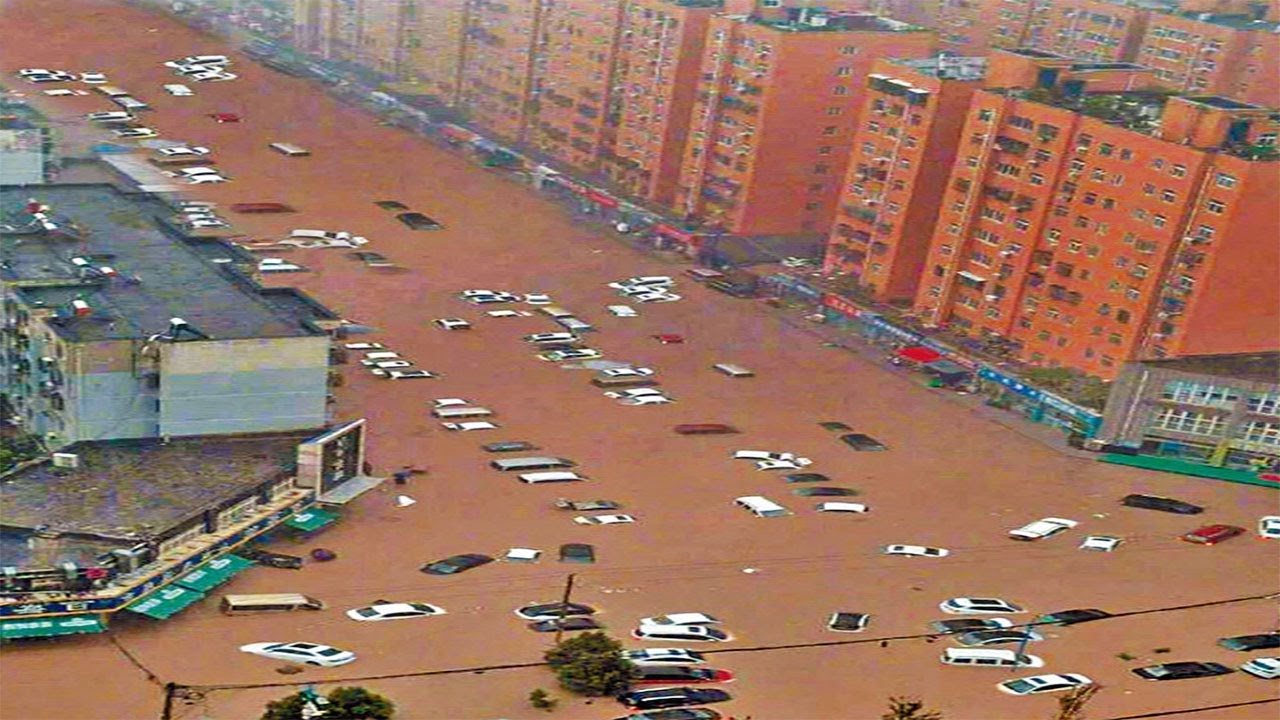 Маврикий сдался! Ужасное наводнение поглотило дома и транспортные средства в Порт-Луи