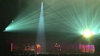 Loïc Nottet - Rhythm Inside (final with BJ Scott) @ Forest National, Bruxelles 25/11/2017