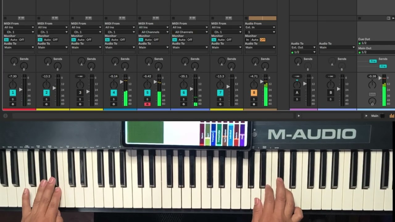Mambo Sax y trompeta Coros Nota Do