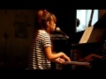 安里麻紀-ふたつの背中