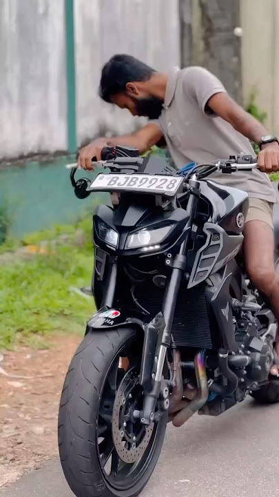 Yamaha MT-09🖤🇱🇰 #slbikes #srilanka #yamahamt09 #highcapacity #bikeshorts #bike #shorts #trending