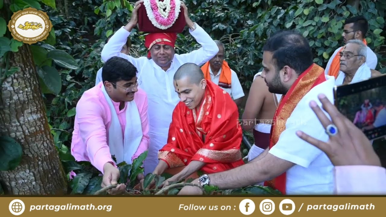 Shreemad Vidyadheesh Teerth Shreepad Vader Swamiji | Visit to Madikeri Coffee Estate | Jan 2024