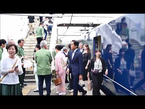 WESTEXPRESS銀河　奈良線上狛駅に入線
