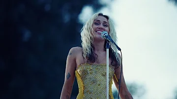 Miley Cyrus - The Climb | Endless Summer Vacation (Backyard Sessions).