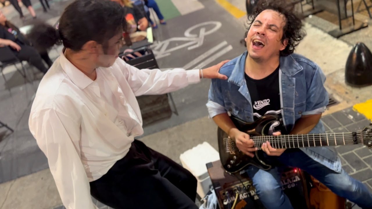 Michael Jackson Arrived AND SURPRISED US DANCING BEAT IT - Cover by Damian Salazar