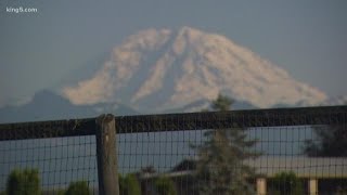 Expert warns of risks involved with climbing Mount Rainier