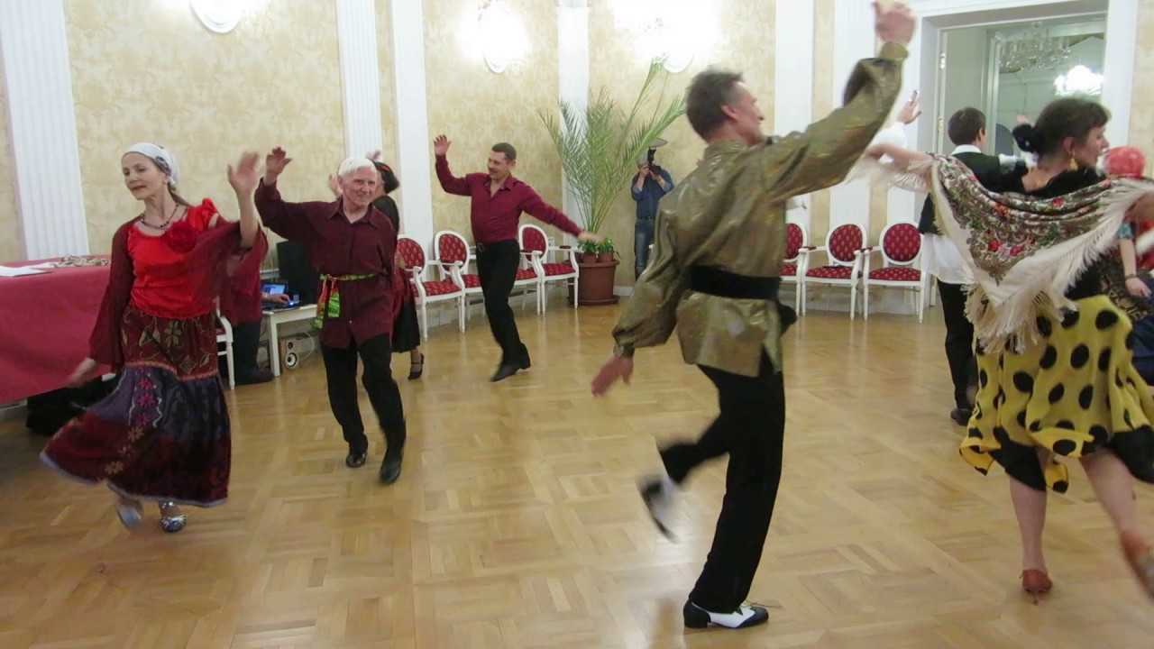 Бал танцы видео. Цыганский бал. Детский Цыганский танец. Рада танцы.