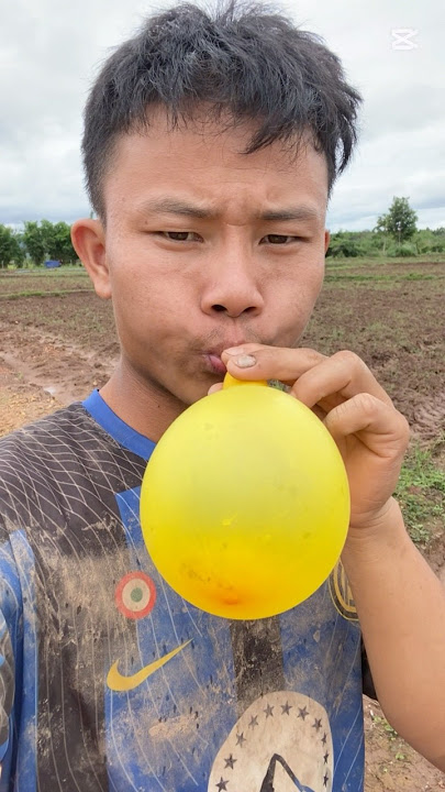 #balloon #ekmotahathighumechala #fruit #funny #satisfying #pakhalabhatakupakudi #mango #pawarholakha