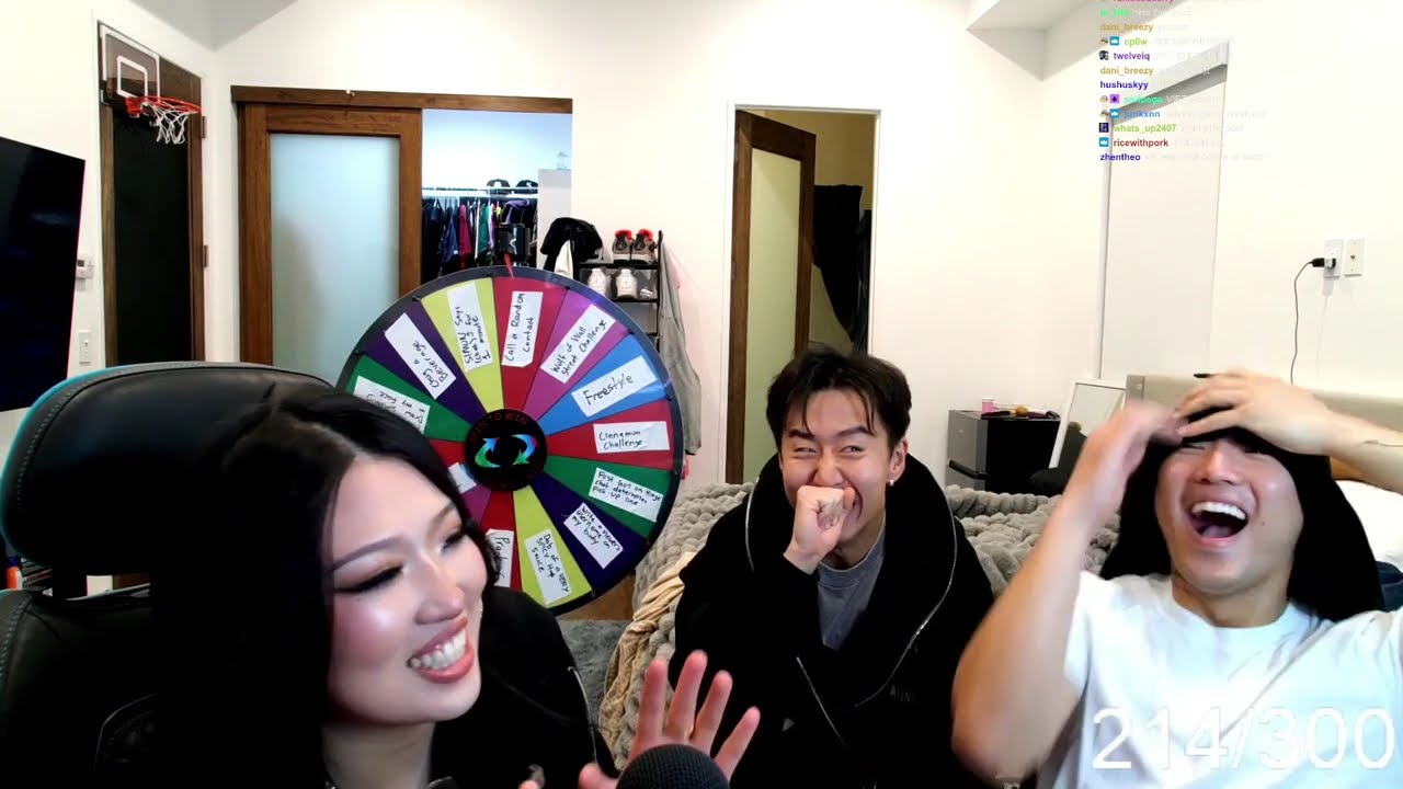 Нина говорит Вьеттрапу, что она в него ВЛЮБЛЕНА!