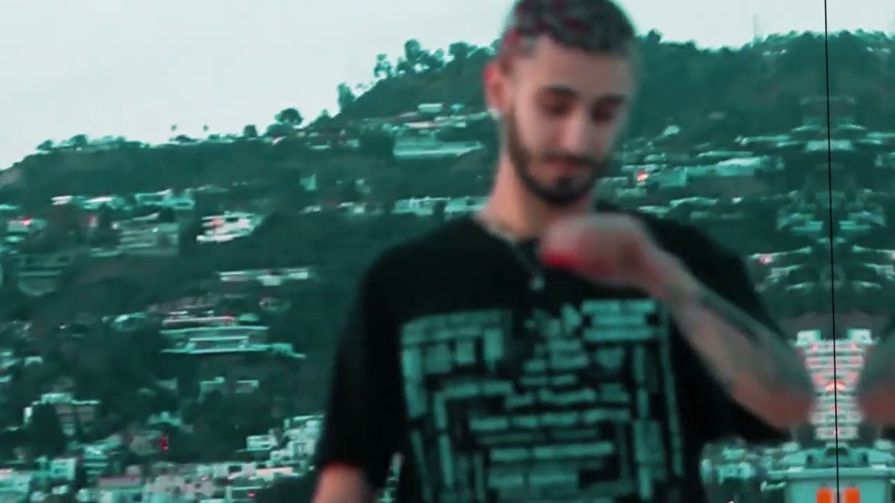 Watch JUNO! - CURIOUS (OFFICIAL VISUALIZER) on YouTube Watch JUNO! - CURIOUS (OFFICIAL VISUALIZER) on YouTube
