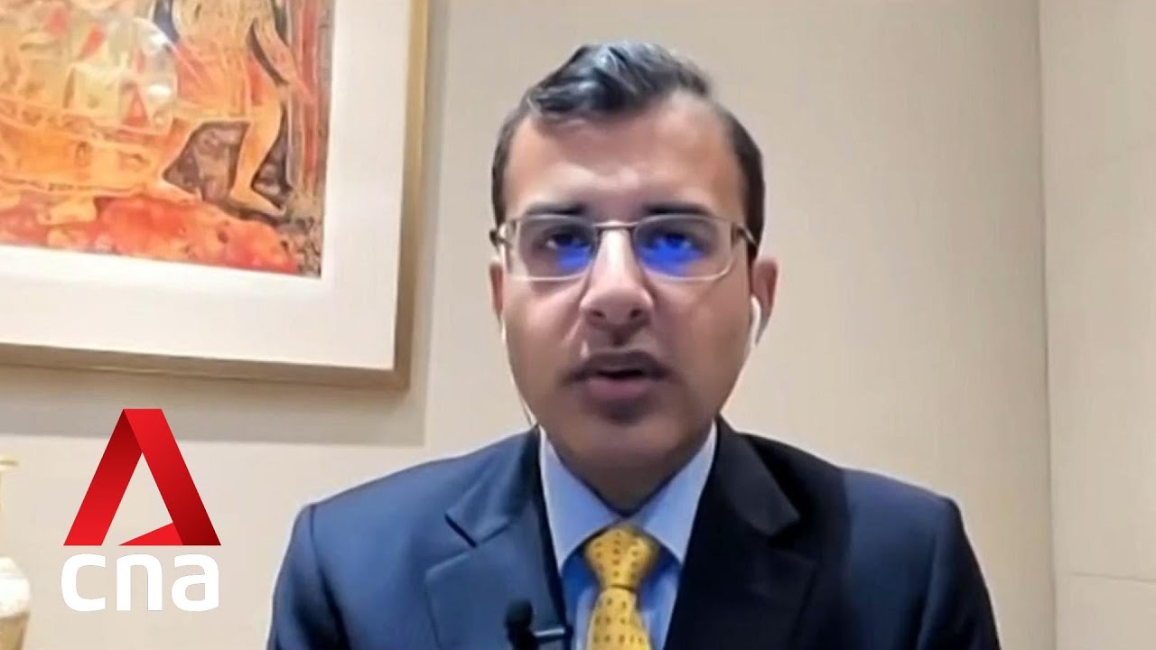 Asian stocks fall amid fears of global recession