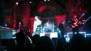 Can't Do A Thing To Stop Me, Chris Isaak