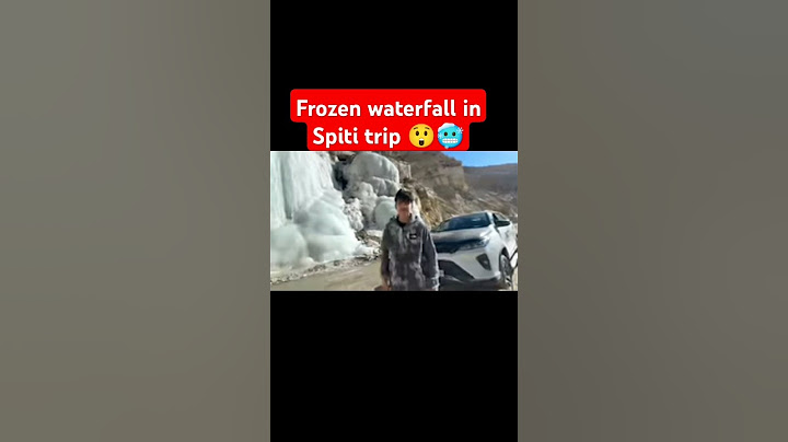 Yeh kya dekh liya sourav joshi Ne🥶😳Frozen Waterfall💨#comedy #funny#waterfall#souravjoshivlogs