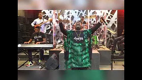 LET US PRAISE WITH BOSS MIKE ABDUL..