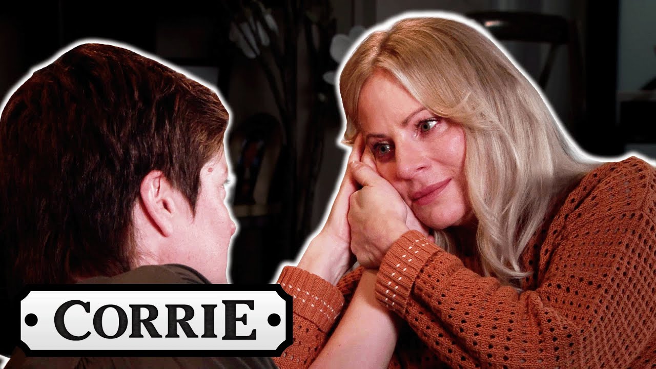 Who Does Lisa Love More, Carla Or Becky? | Coronation Street