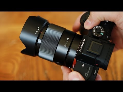 Sony 35mm f/1.8 FE lens review with samples (Full-frame & APS-C)