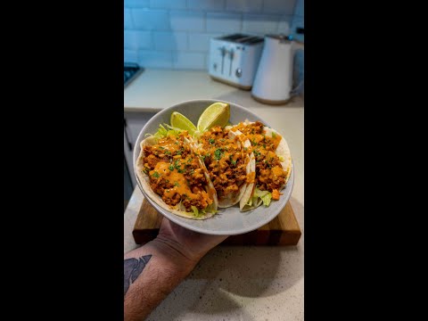 Chickpea Tacos with Chipotle Sauce (In 60 Seconds)