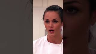 Buddy Desafía A Ashley Pastel Debe Quedar Perfectamente Liso