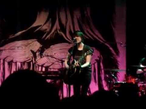 Tegan and Sara Walking With A Ghost