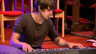 Video thumbnail of "Dave Thomas - Rue des Cascades Live (Yann Tiersen)"