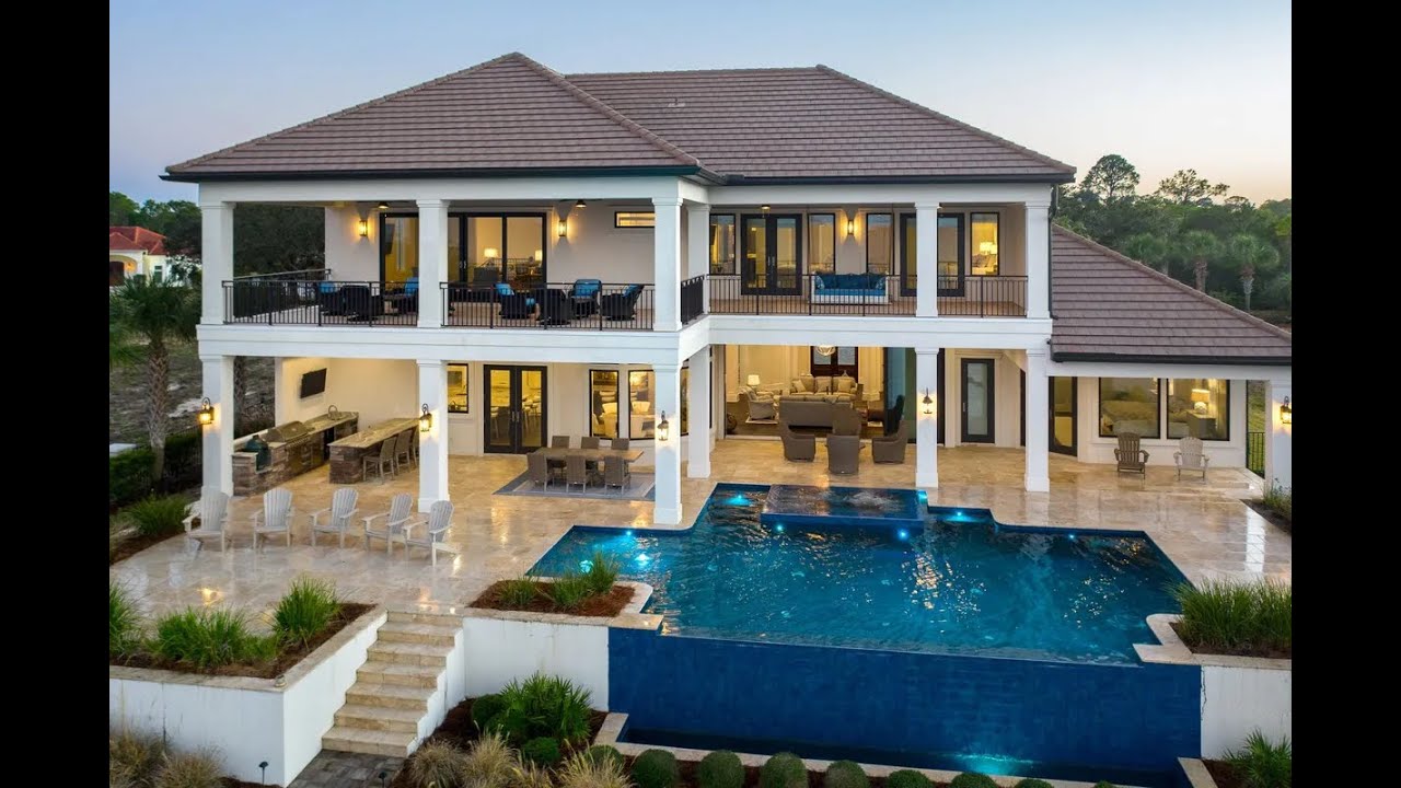 Sprawling Custom Retreat in Destin, Florida | Sotheby's International Realty