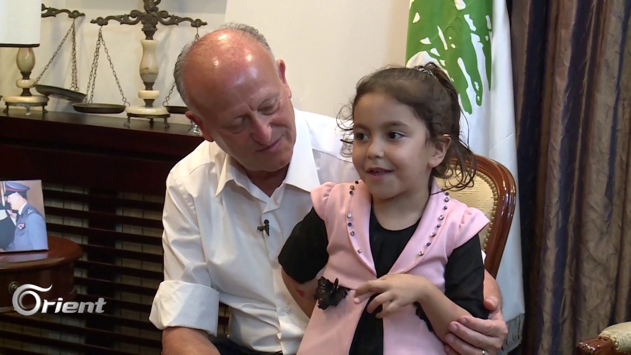 جَمعَة رمضانية بين عائلة آل حيدر السورية اللواء أشرف ريفي وزير العدل اللبناني السابق - غيّرجو