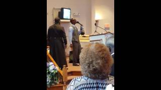 Tommy sanging at his dad funeral