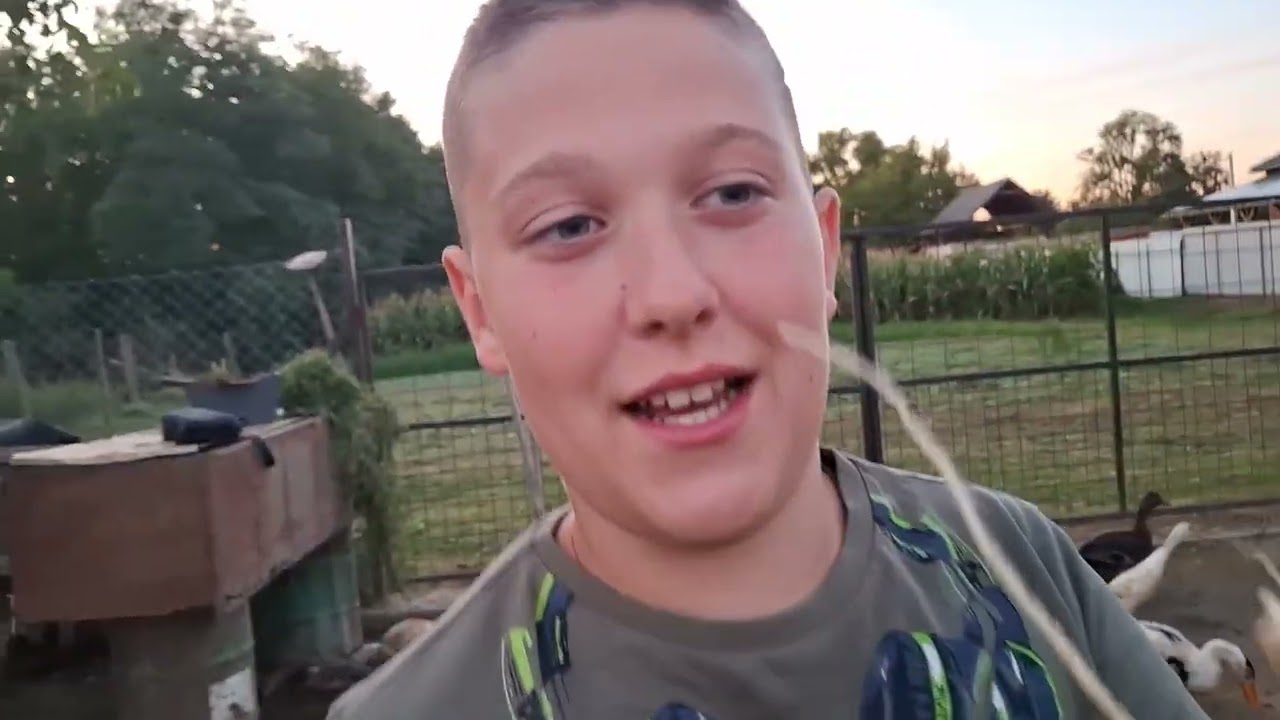 Esti bejelentkezés az unoka tesomall!