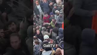 Слёзы на глазах. Спасение семьи в Сирии после землетрясения 07.02.2023 #сирия #землетрясение