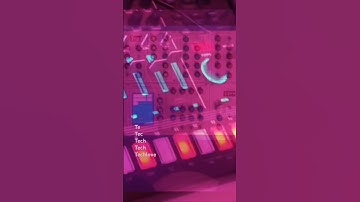 #Techno Homestudio Grooves  // FM Bassline Yamaha FS1R • Drums by elektron machinedrum x TR8S