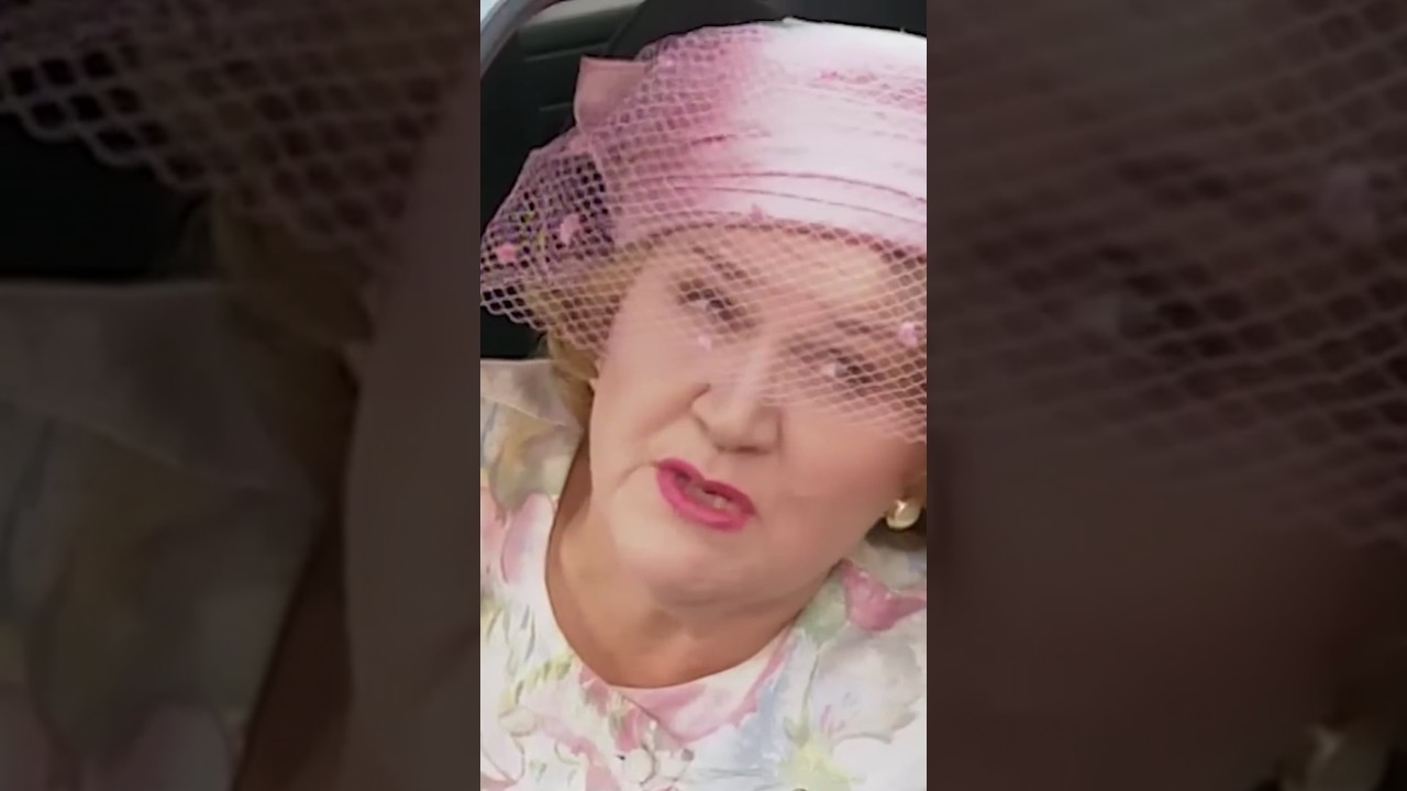 Keeping Up Appearances - Hyacinth meets the Hippie Community #keepingupappearances #hyacinth #comedy