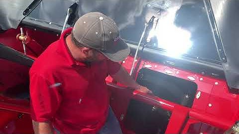 Case IH Flagship Combine - Grain System Inspection
